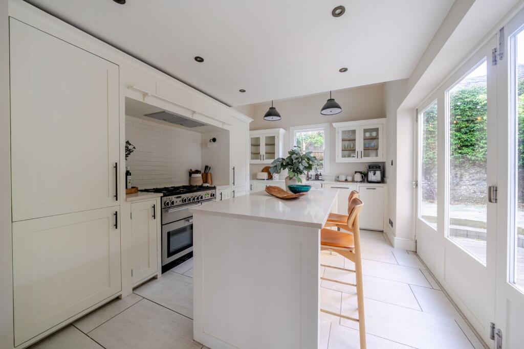 Dinsdale Road, Blackheath, London, SE3 photo 4