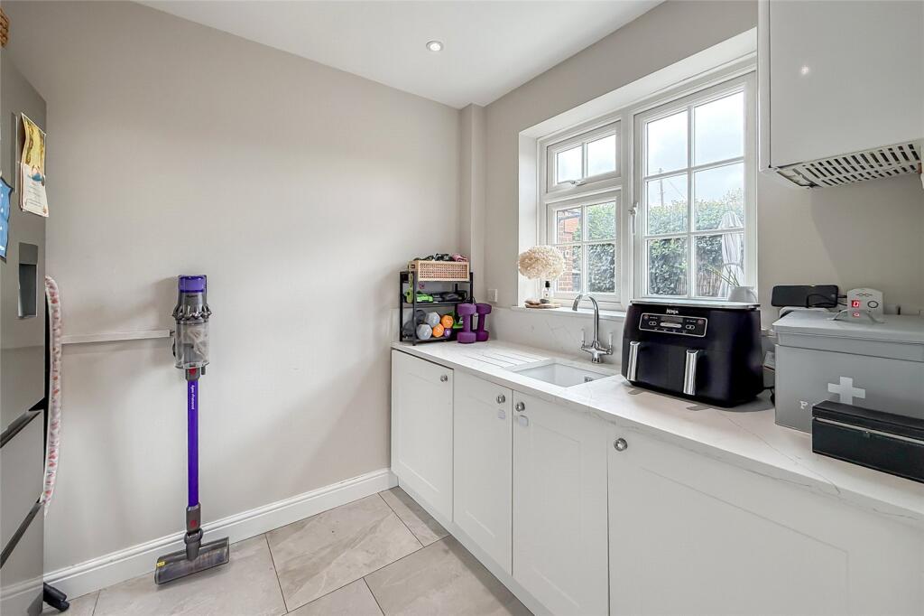 Additional image 23 of Lower Luton Road, Wheathampstead, Hertfordshire, AL4
