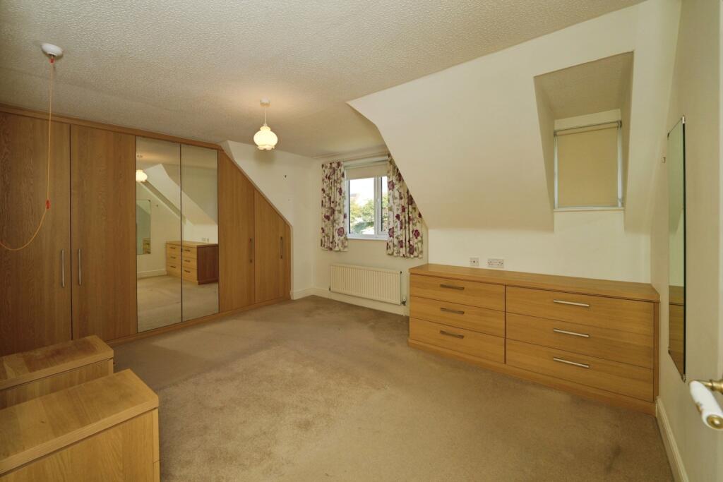 Courville Close, Alveston photo 5