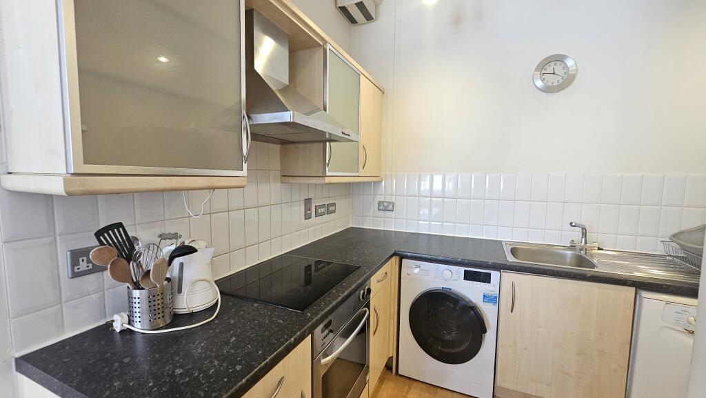 Apartment in Bristol - More