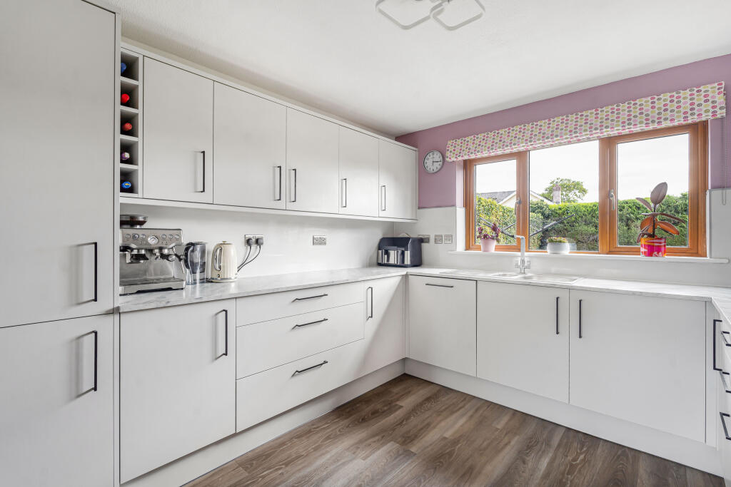 House in Leominster, Buckfield, Ivington - More