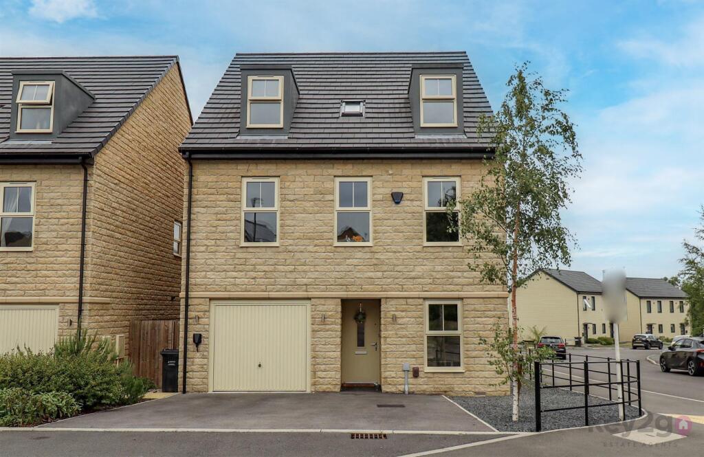 5-bed detached on Hulford Street, Chesterfield, S41, £475,000