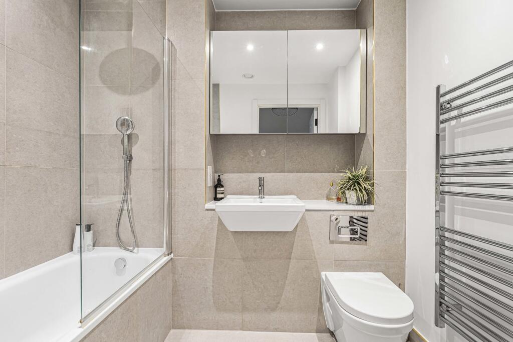 Berkshire Road, London, E9 photo 4