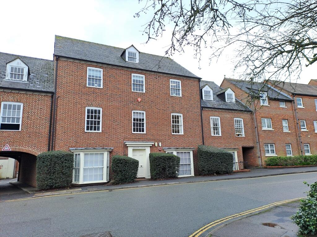 Bishops Court (Suite 1), 17A The Broadway, Hatfield, Hertfordshire, AL9 5HZ