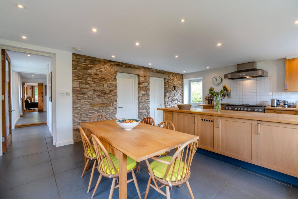 House in Hartley - View 5