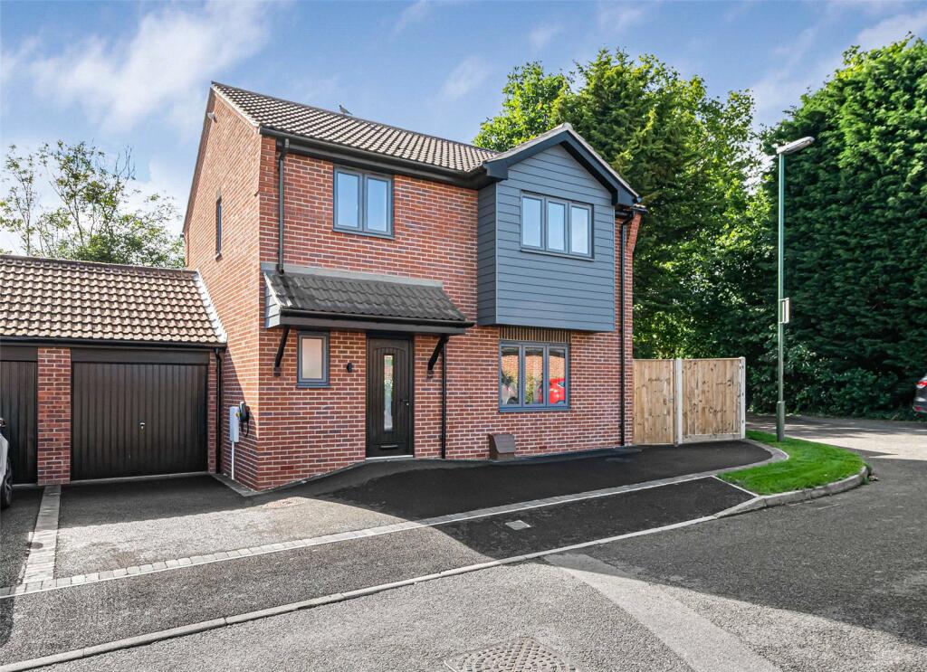 Main image of property: York Close, Southwater, Horsham, West Sussex, RH13