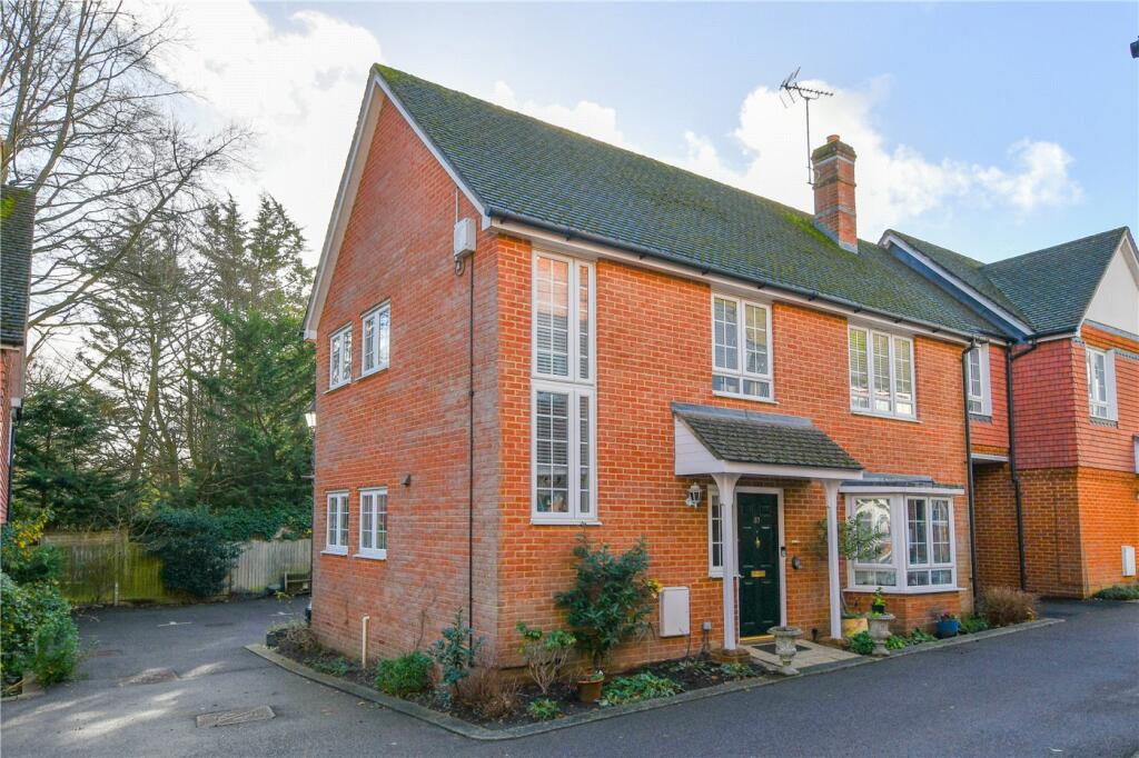Main image of property: Harding Place, Wokingham, Berkshire, RG40