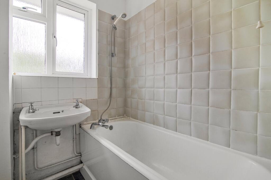 House in London - View 4