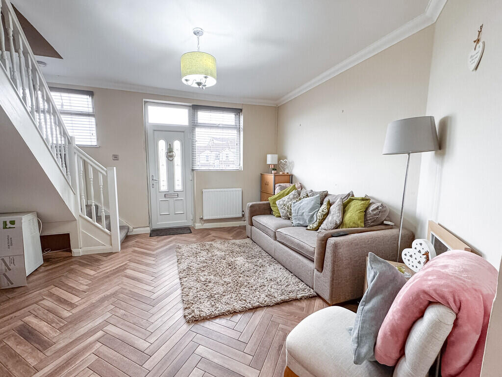 Llewellyn Street, Gilfach photo 4