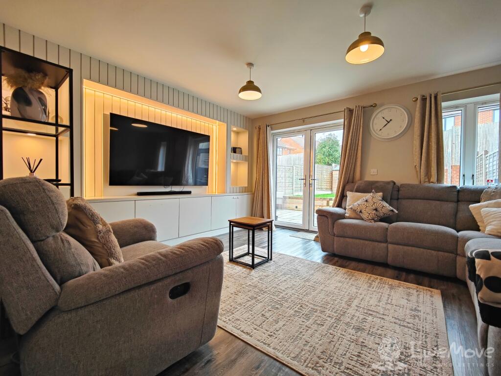 Swann Street, Castle Hill, Swanscombe, DA10 photo 2