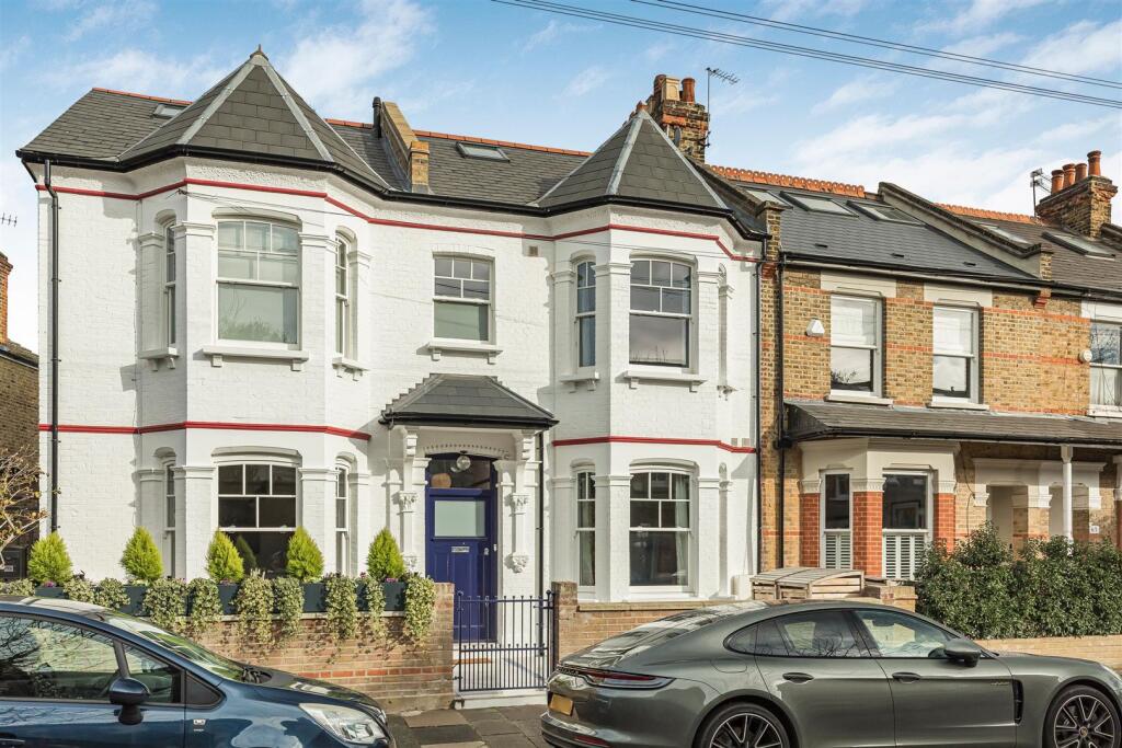 Main image of property: Cleveland Gardens, London