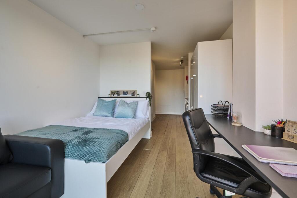 Apartment in Leicester - View 4