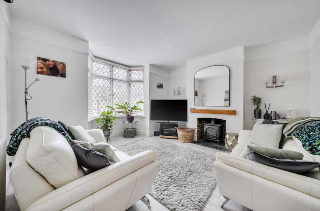 House in Winchester, Otterbourne - View 2