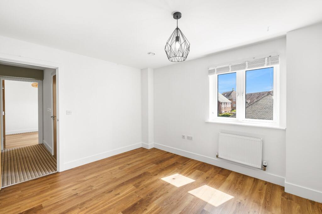 House in Burgess Hill, World's End - More