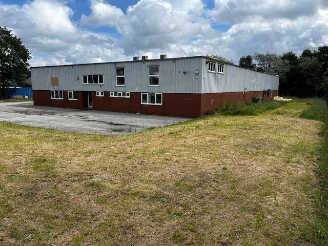 Main image of property: 10 Greenhey Place, Skelmersdale, Lancashire, WN8