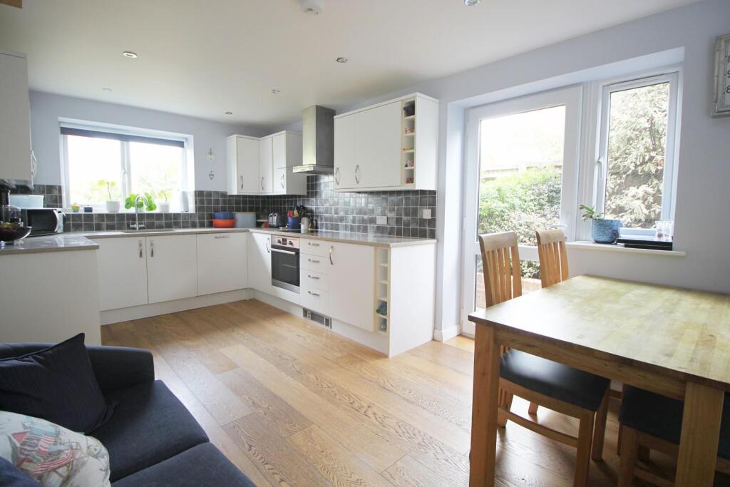 House in Southampton - View 4