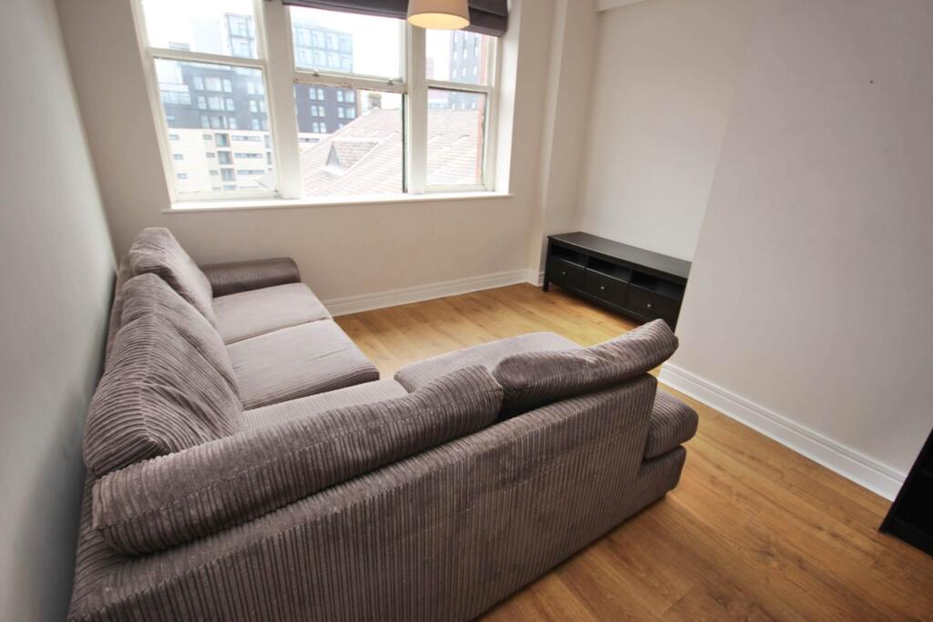 Apartment in Manchester - View 5
