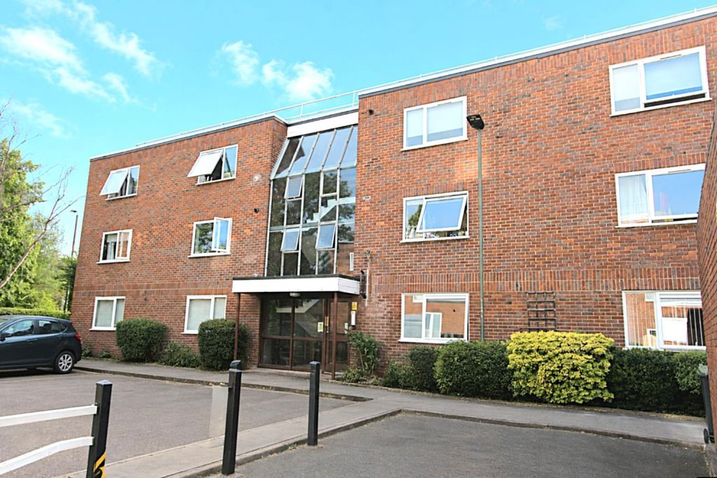 Sutton Close, Beckenham, Kent, BR3 5UG