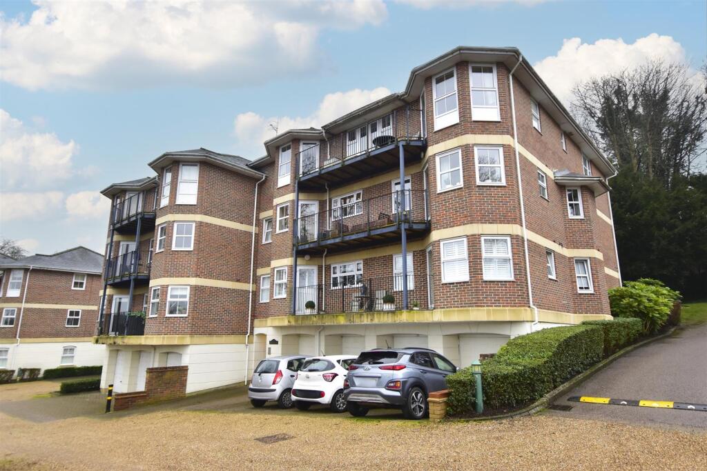 Main image of property: Chesham Road, Berkhamsted