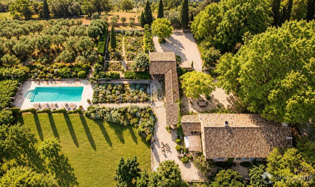 Main image of property: Provence-Alps-Cote d`Azur, Bouches-du-Rhône, St-Rémy-de-Provence