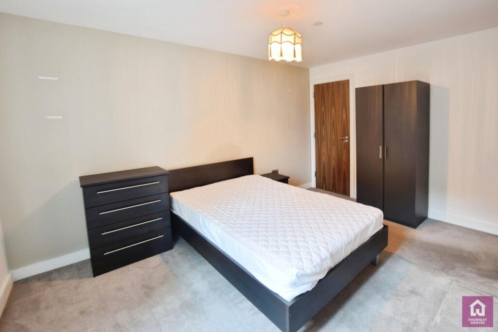 Apartment in Manchester - More