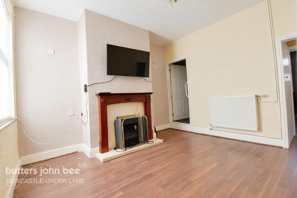 House in Newcastle-under-Lyme, Beasley - View 5