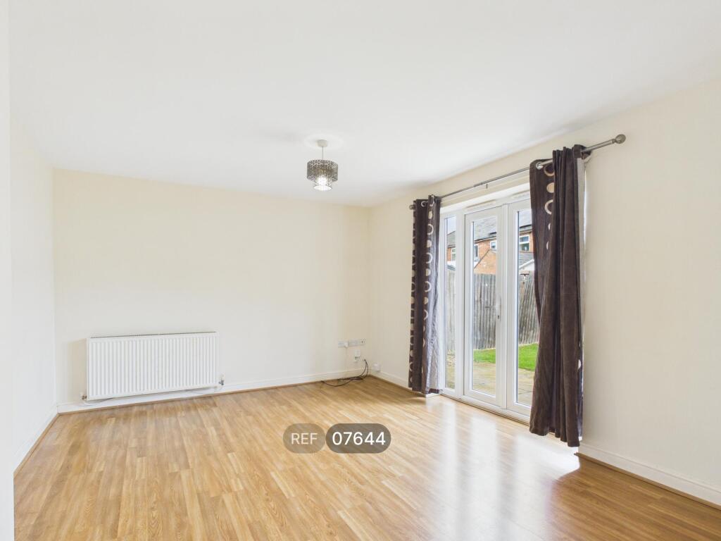 Apartment in Peterborough, City of Peterborough - View 4