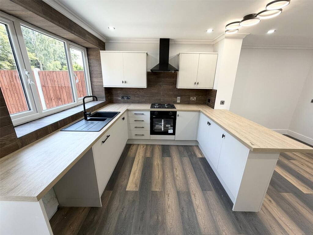 House in Telford, Donnington and Muxton - More