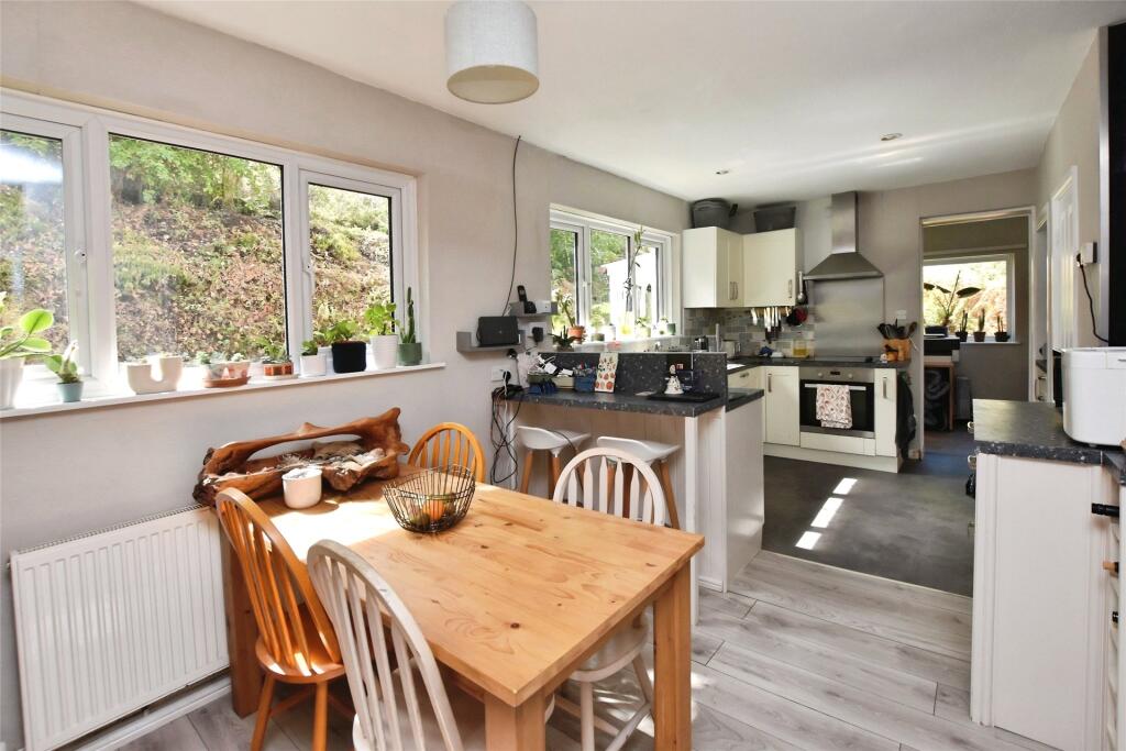 House in Exeter - View 3