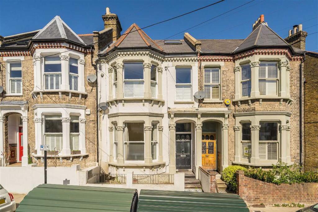 Main image of property: Leander Road, Brixton Hill