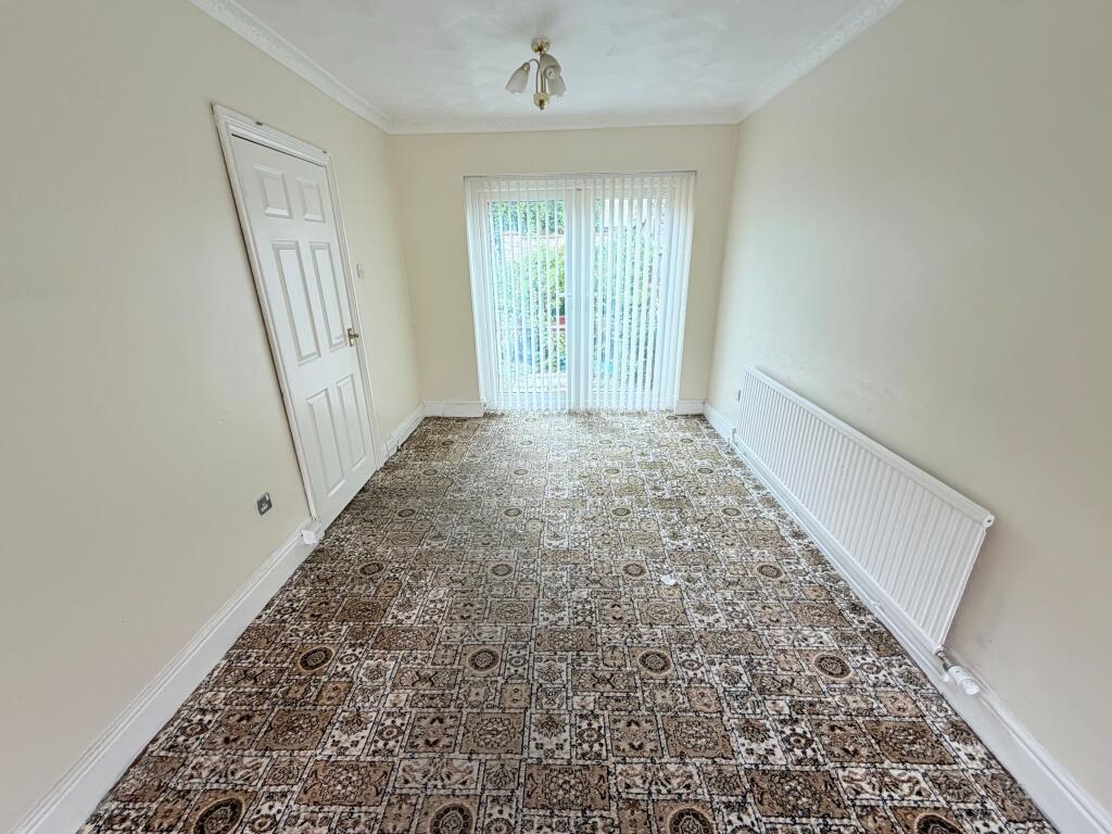 House in Aberdare, Aberaman North - More