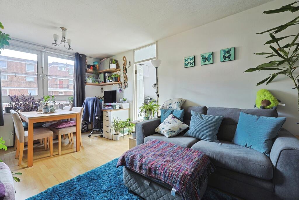 Apartment in London - View 3