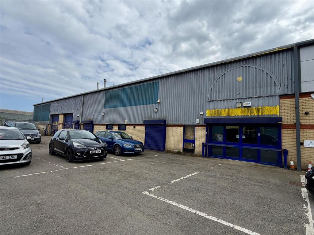 Main image of property: Hopper Hill Road, Scarborough