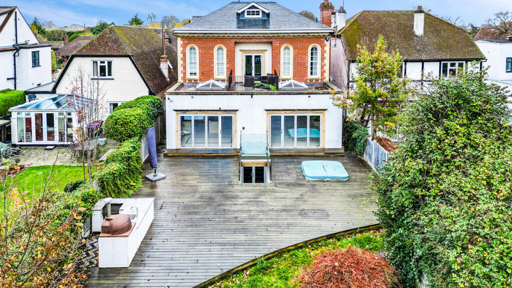 Main image of property: Woodside, Leigh-on-sea, SS9