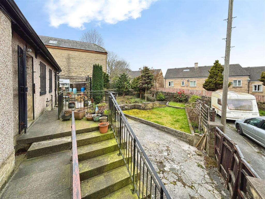 Additional image 18 of Bartle Place, Bradford, BD7 4PX