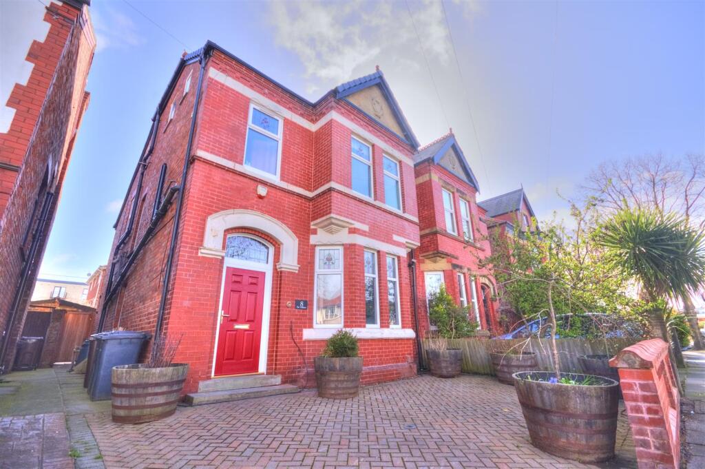 Main image of property: De Villiers Avenue, Liverpool