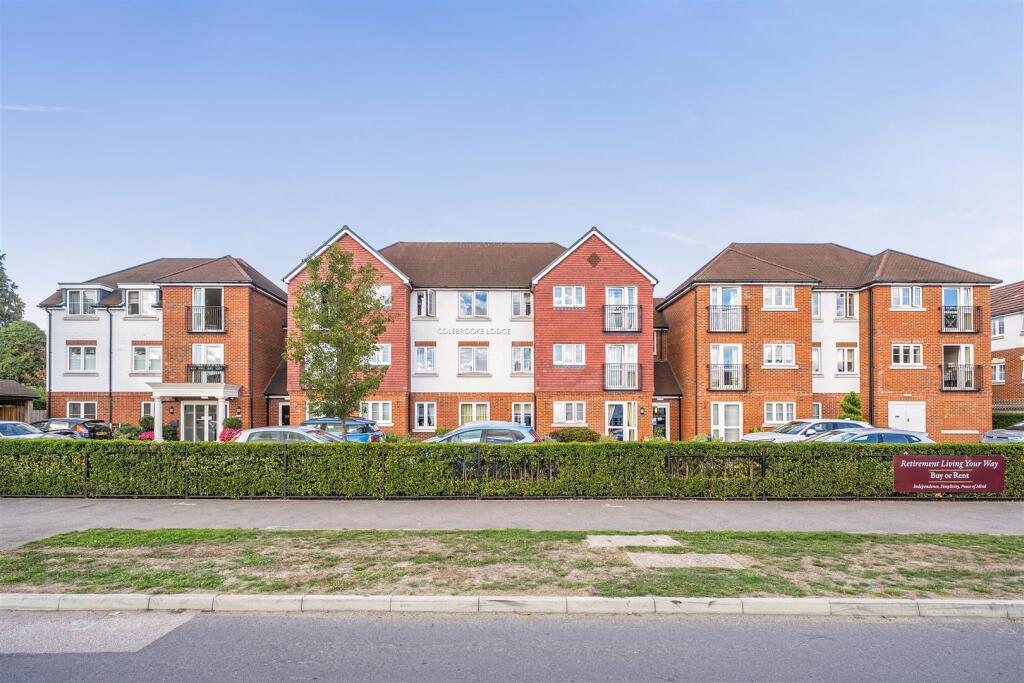 1-bed house on Colebrooke Lodge, Reigate, Surrey, £375,000
