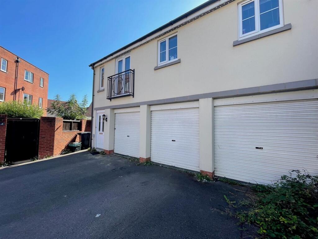Main image of property: Worle Moor Road, Weston Village, Weston-Super-Mare