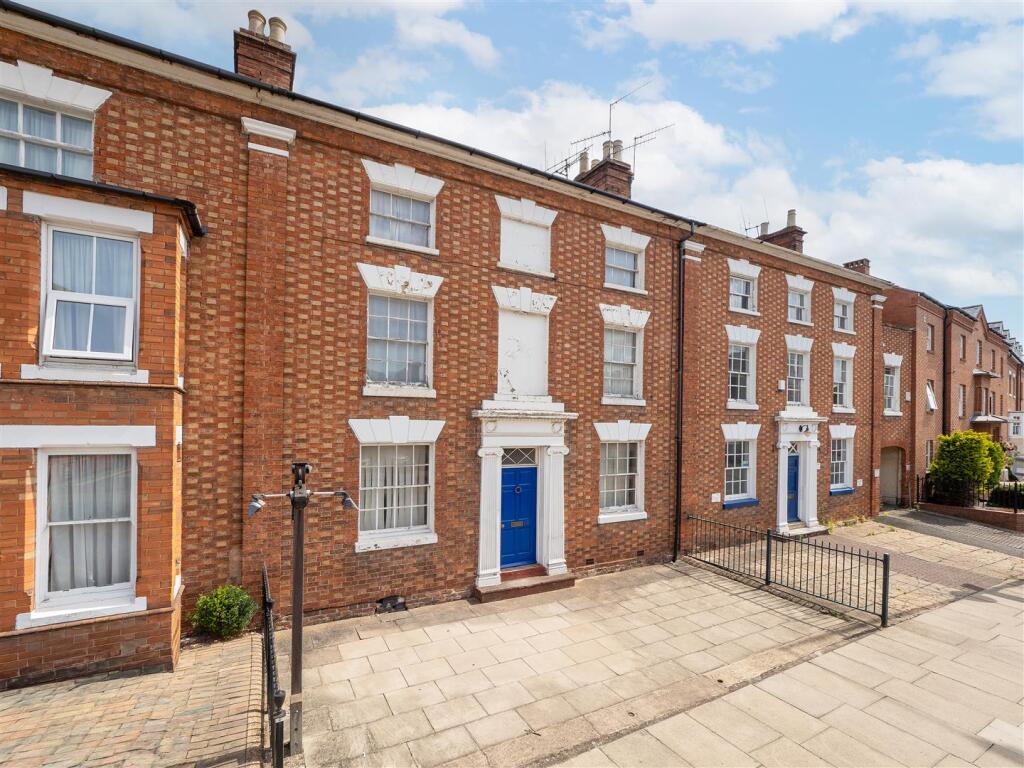 Main image of property: Guild Street, Stratford-Upon-Avon
