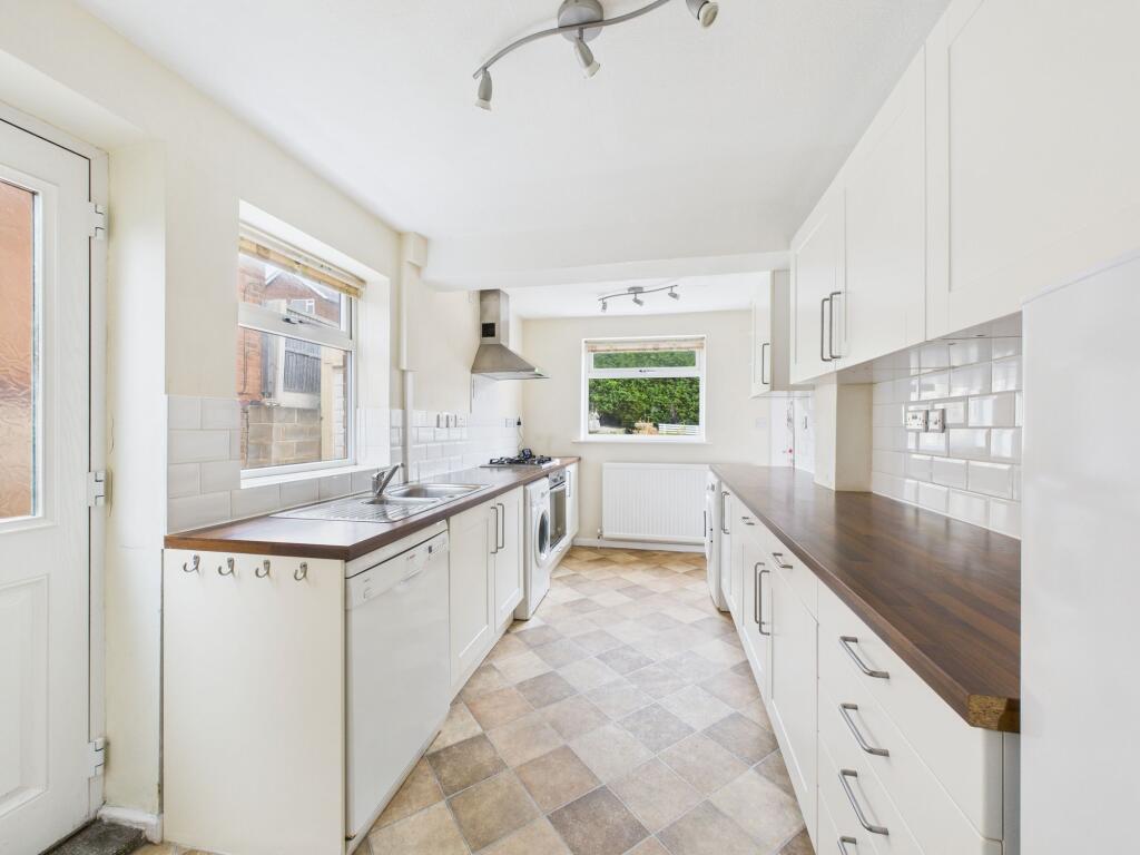Lavender Crescent, Carlton, Nottingham - View 5