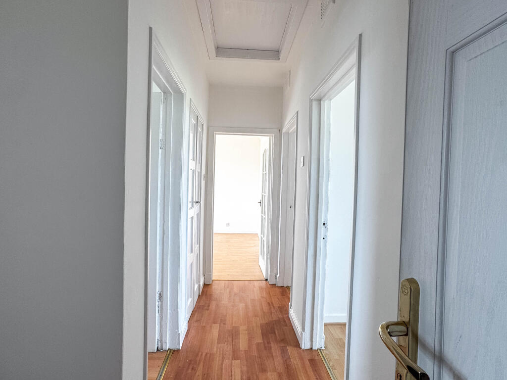 Apartment in Kilmarnock, South Ayrshire - View 4