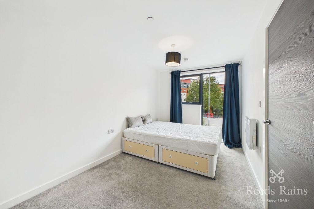 Apartment in Salford, Ordsall - View 5