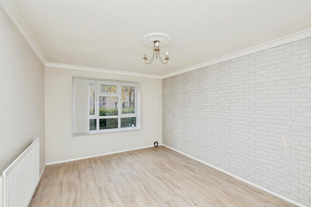 Apartment in Derby - View 2