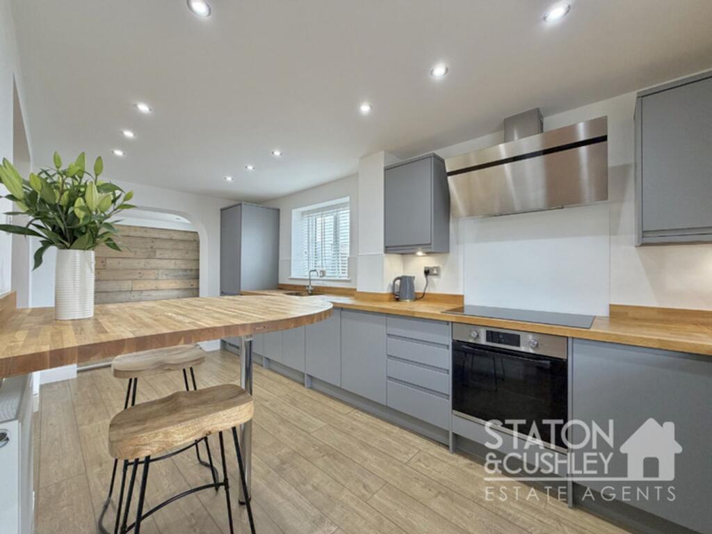 House in Bolsover, Shirebrook - View 3