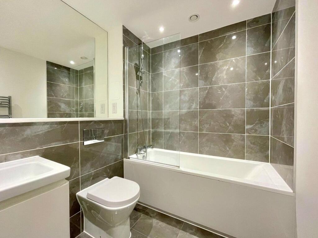 Apartment in Bournemouth, West Cliff - View 6