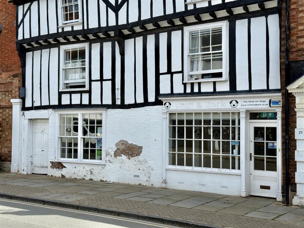 Main image of property: 20 CHAPEL STREET, STRATFORD-UPON-AVON