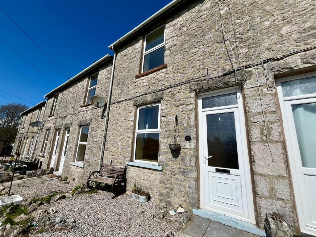 Main image of property: Northern Terrace, Silverdale, Carnforth
