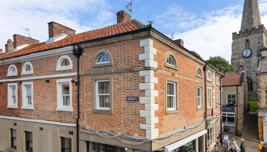2-bed maisonette on 2, Willowgate, Pickering, £179,950