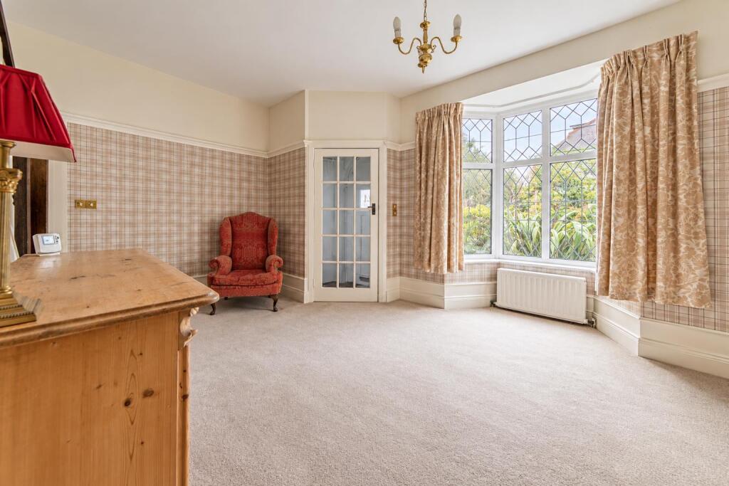 House in Newcastle upon Tyne, Gosforth - More