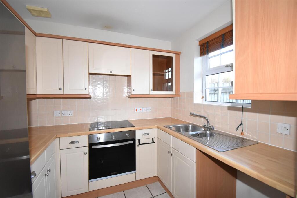Burlington Road, Portishead photo 3